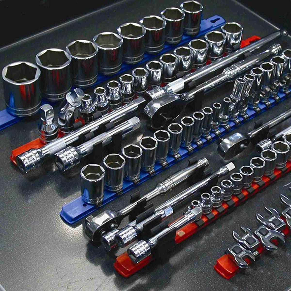 Ernst 8405 18" Socket Organizer with 17 1/2-Inch Twist Lock Clips, Blue
