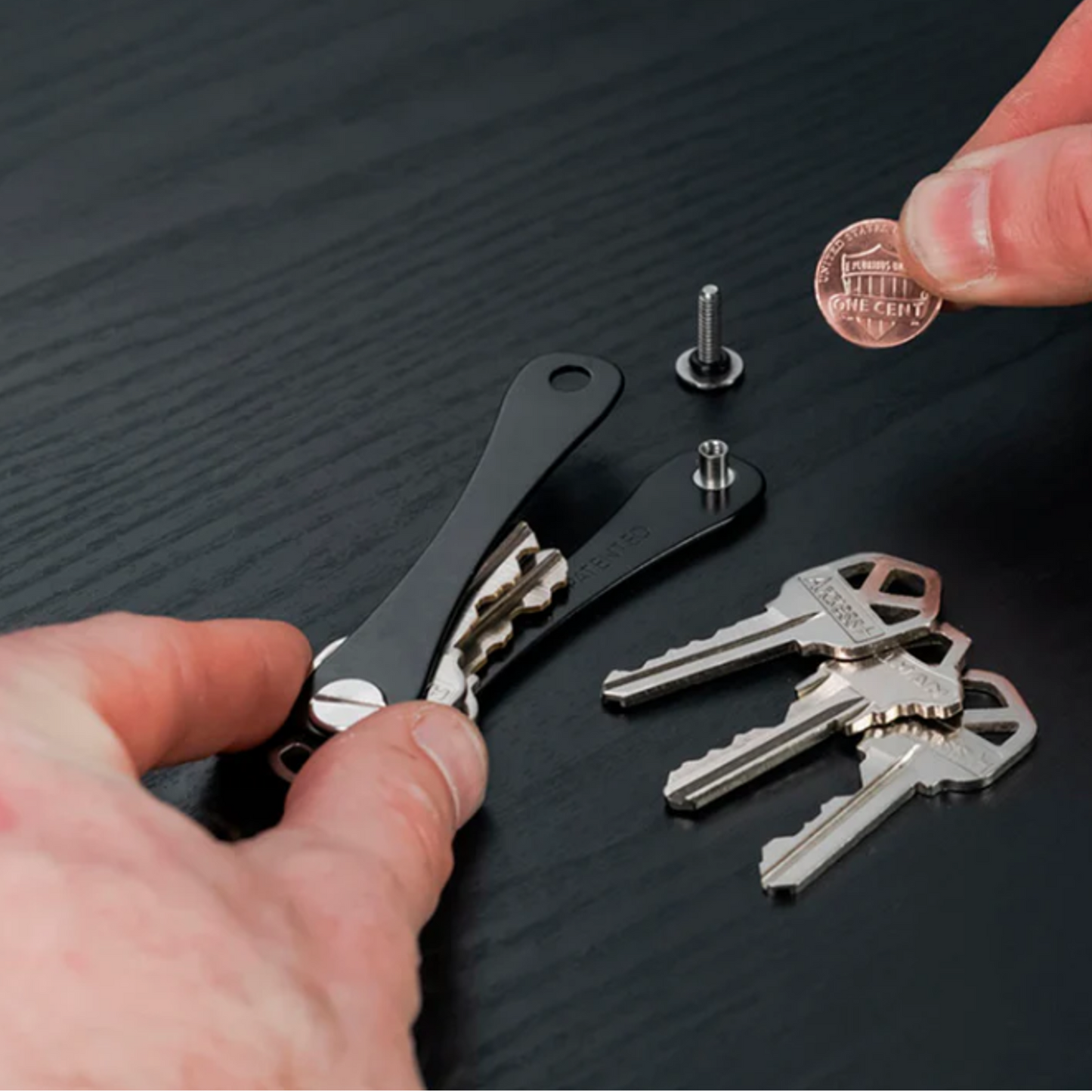 KeySmart Original Compact Keyring Key Holder Black