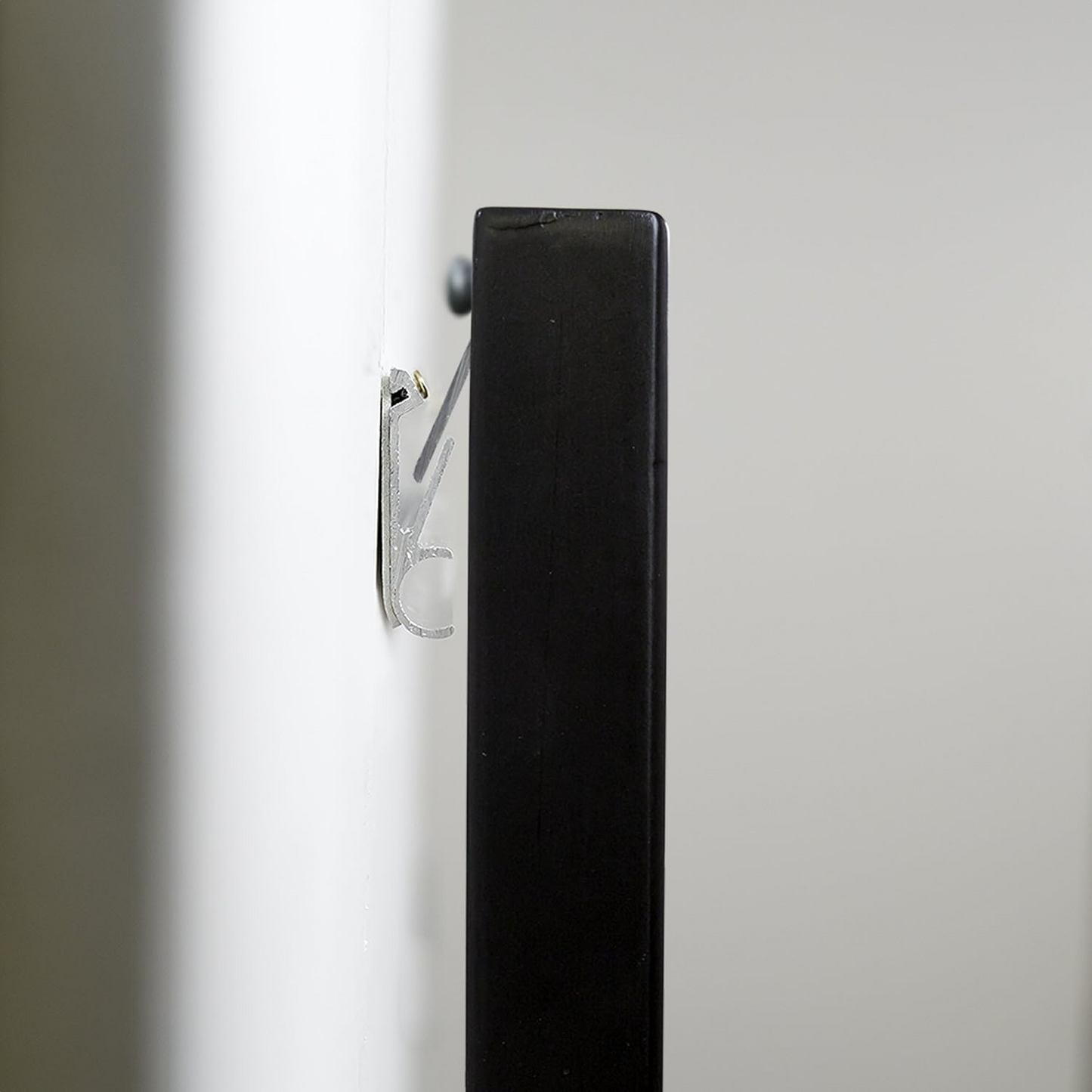 Hangman Softy Heavy Duty Picture Frame Hanger Easy Mount 45cm/18" SFT-18