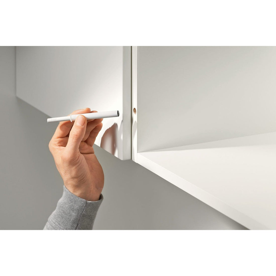 Blum 956A1004 Magnetic Push To Open Tip-On Set (Large Doors) – Go Hardware